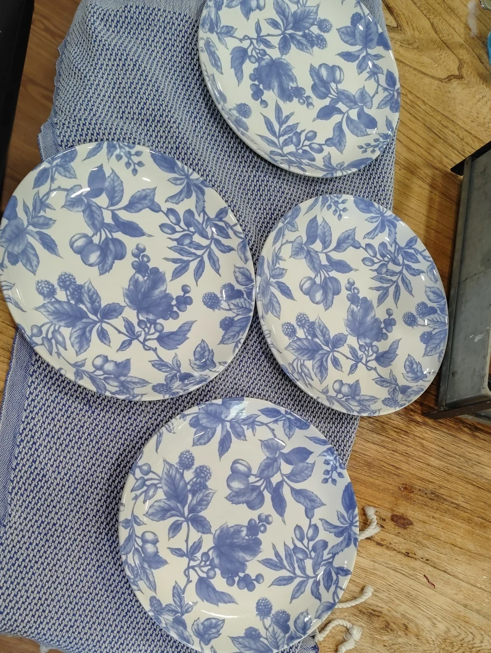 Blue Century Floral Ceramic Dessert Or Salad Plates - Set of 4